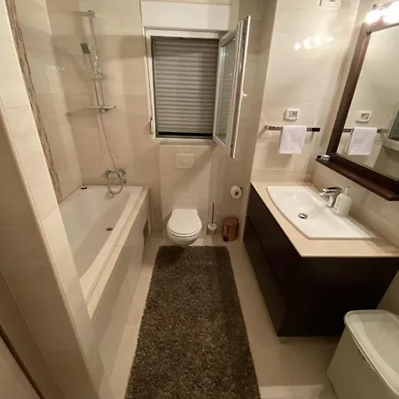 Apartamento Mia Suites *