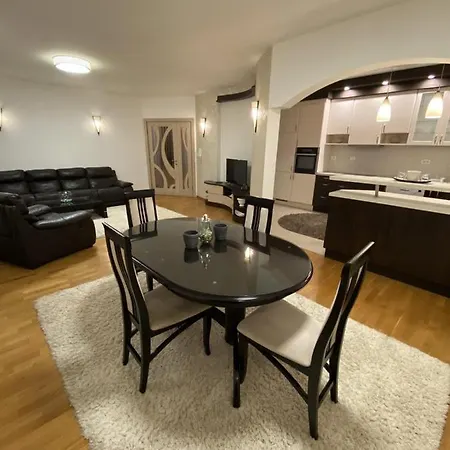 Apartamento Mia Suites *